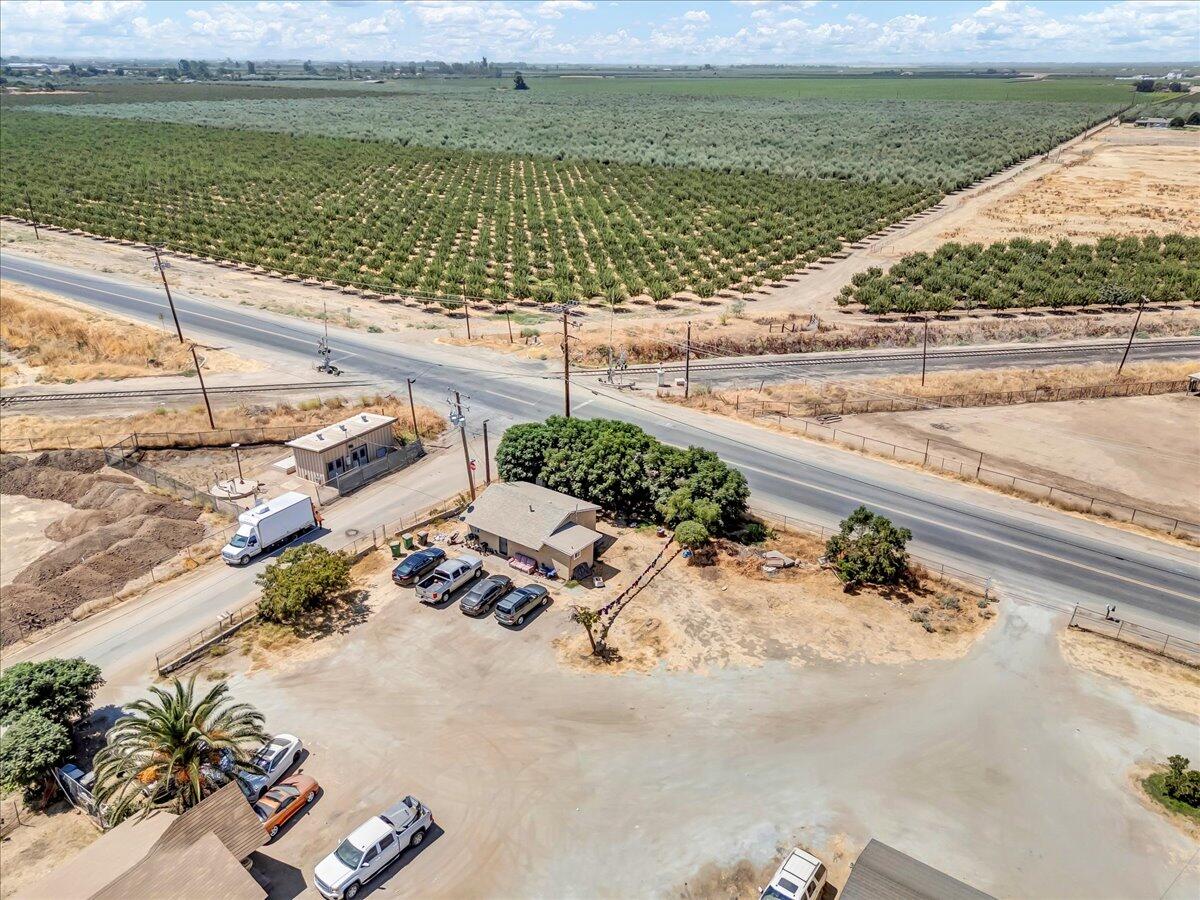 25250 Road 216 Lindsay, CA 93247 - Photo 18 of 26