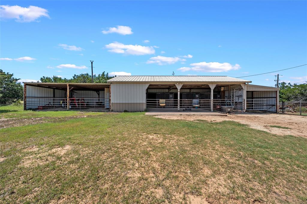 1010 Chapman Road Crawford, TX 76638 - Photo 35 of 40