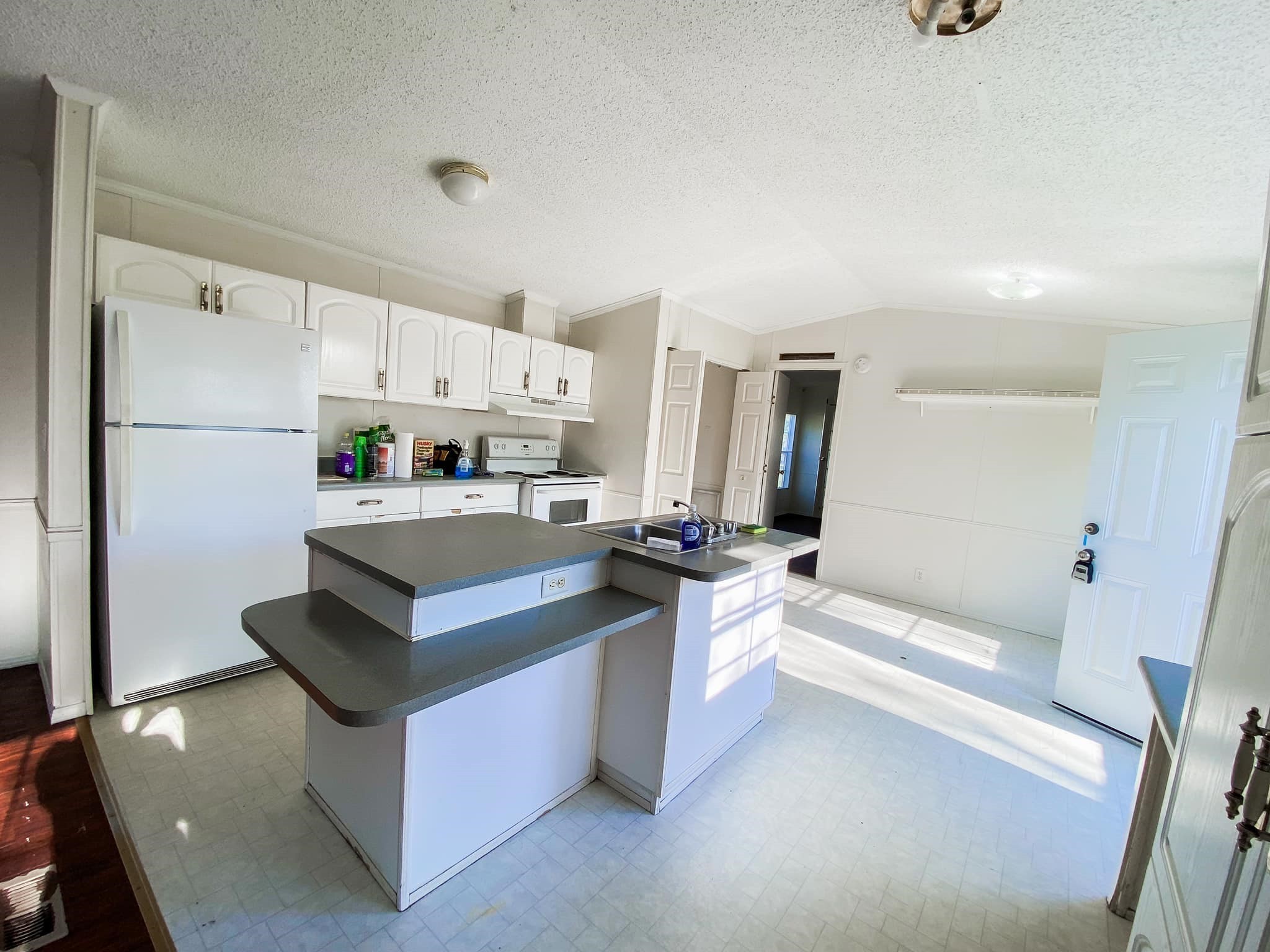 2294 Farm To Market 980, Unit C Huntsville, TX 77320 - Photo 1 of 8 Kitchen had great space with this amazing island.