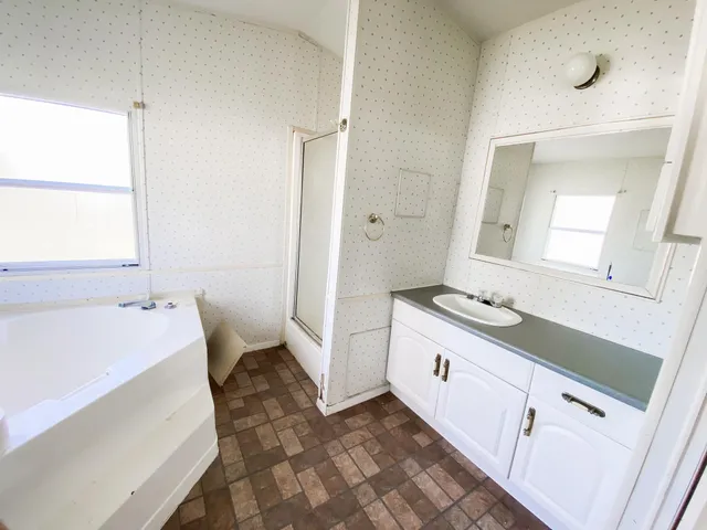 $1,000 | 2294 Farm To Market 980, Unit C, Huntsville, TX 77320