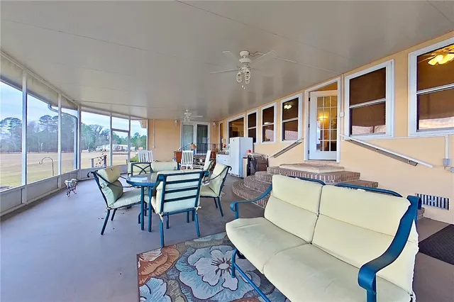 $674,900 | 8280 Central Avenue, Waycross, GA 31503