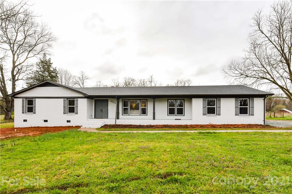 4111 Tom Starnes Road Waxhaw, NC 28173 - Photo 1 of 46 Gallery Image 1