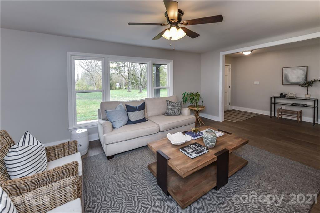 4111 Tom Starnes Road Waxhaw, NC 28173 - Photo 4 of 46 Gallery Image 4