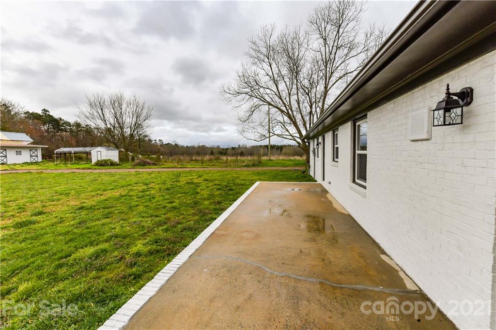 4111 Tom Starnes Road Waxhaw, NC 28173 - Photo 34 of 46 Gallery Image 34