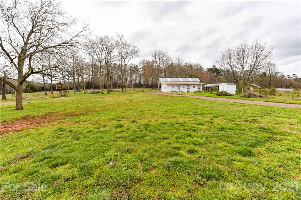 4111 Tom Starnes Road Waxhaw, NC 28173 - Photo 35 of 46 Gallery Image 35