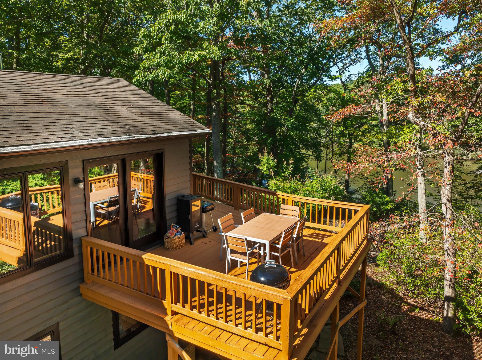 10050 Forrest Lane Chestertown, MD 21620 - Photo 20 of 49 an outdoor sitting area with furniture