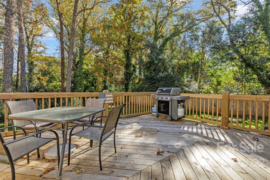 2845 Mayflower Road Charlotte, NC 28208 - Photo 38 of 48 Gallery Image 38