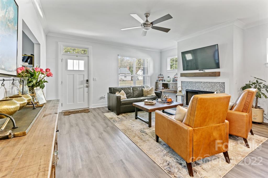 2845 Mayflower Road Charlotte, NC 28208 - Photo 7 of 48 Gallery Image 7