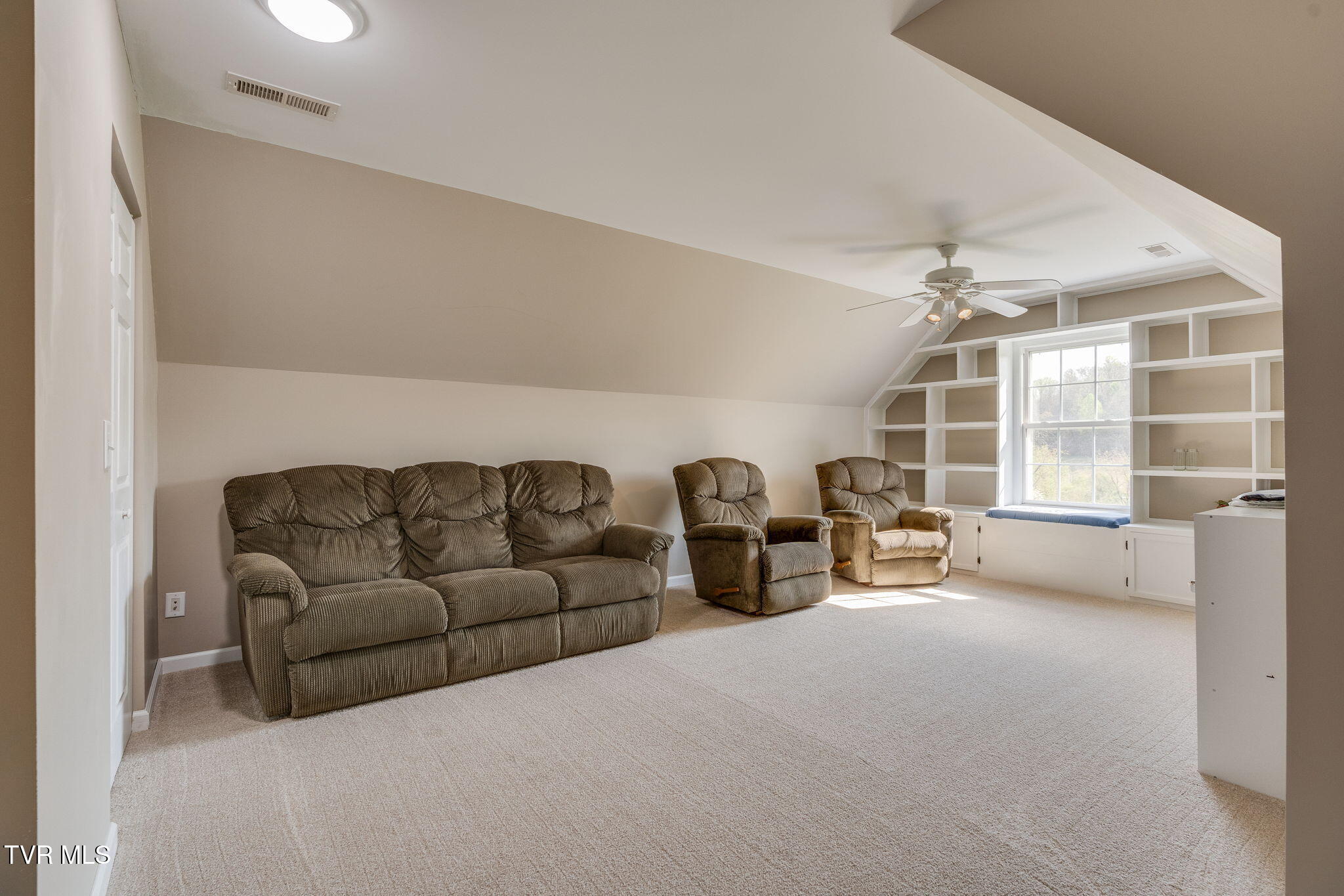 273 Dunbar Road Chuckey, TN 37641 - Photo 21 of 53 021