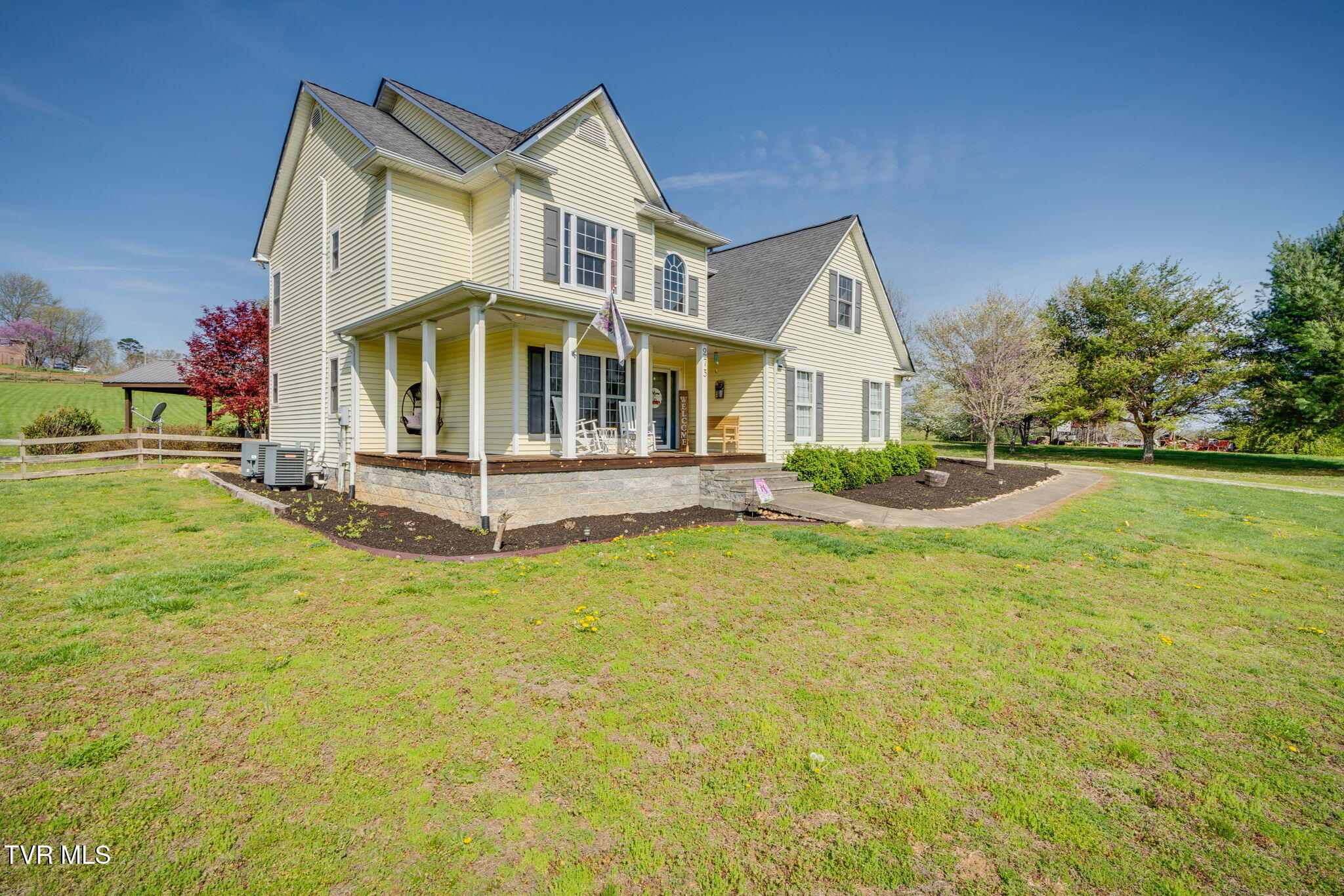 273 Dunbar Road Chuckey, TN 37641 - Photo 3 of 53 002