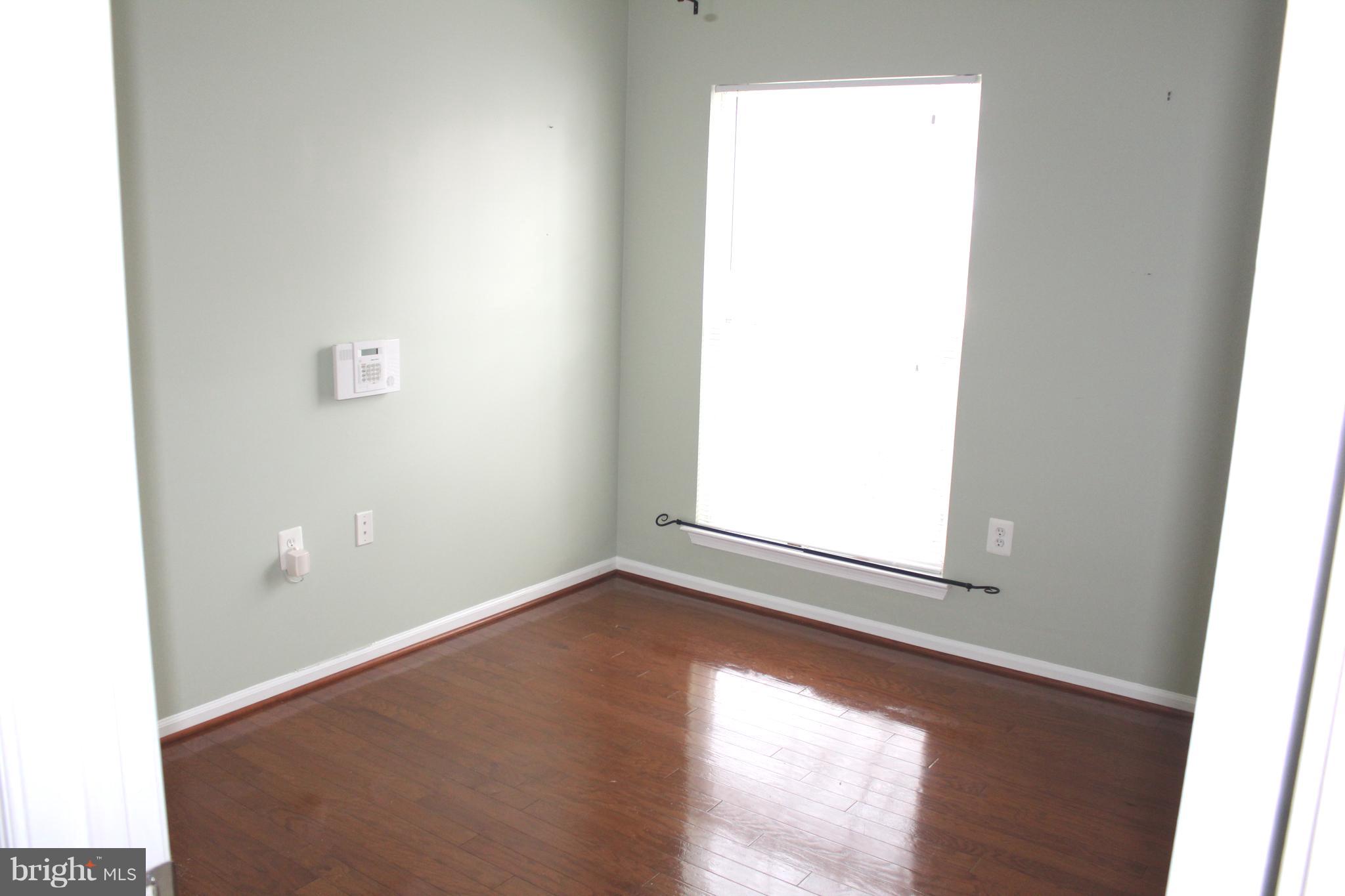 1520 North Point Drive, Unit 104 Reston, VA 20194 - Photo 18 of 26 Gallery Image 18