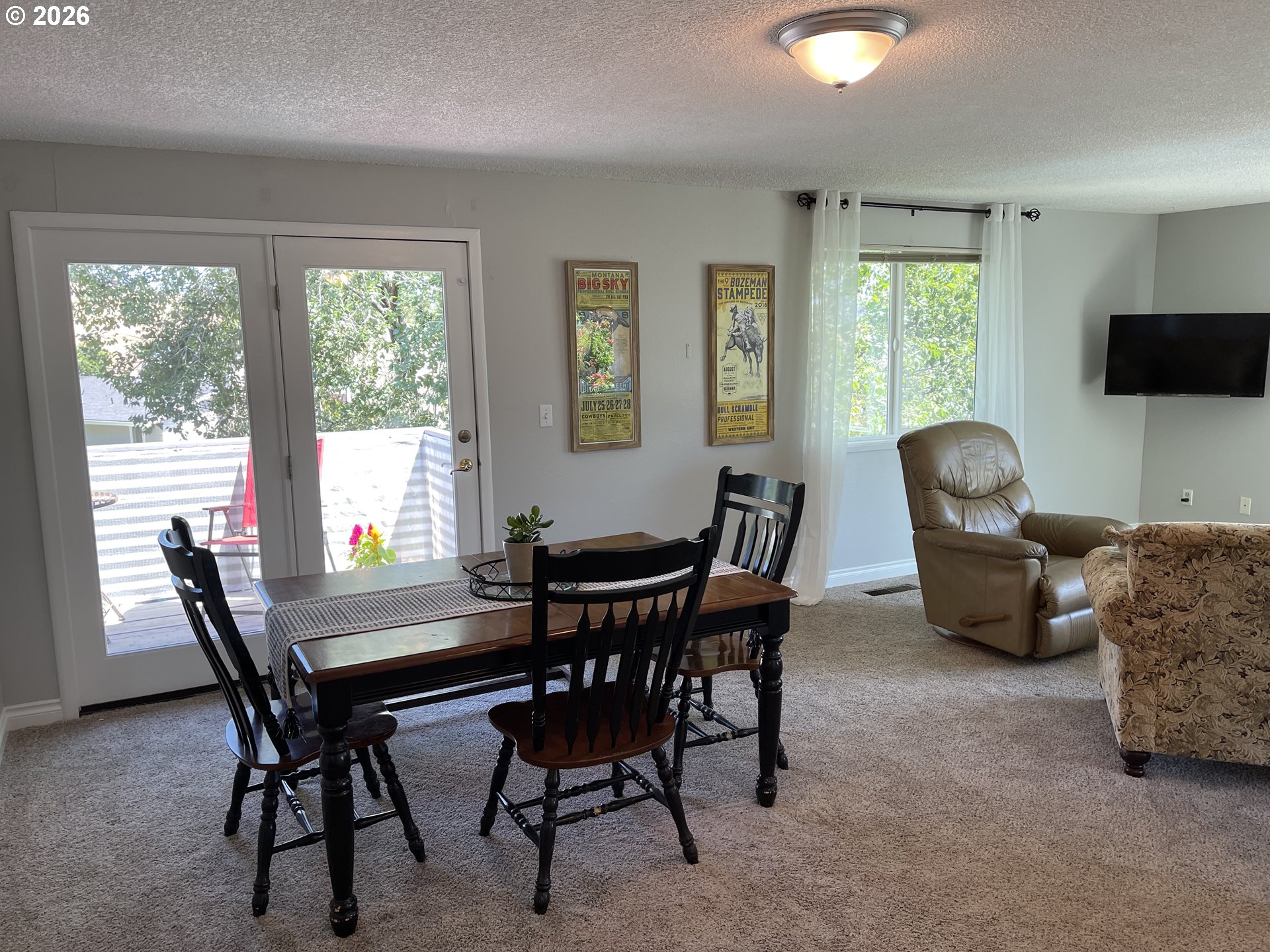 704 Northwest 4th Street Pendleton, OR 97801 - Photo 4 of 22
