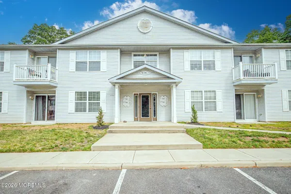 $249,900 | 111 Pine Valley Court, Unit 77, Little Egg Harbor, NJ 08087