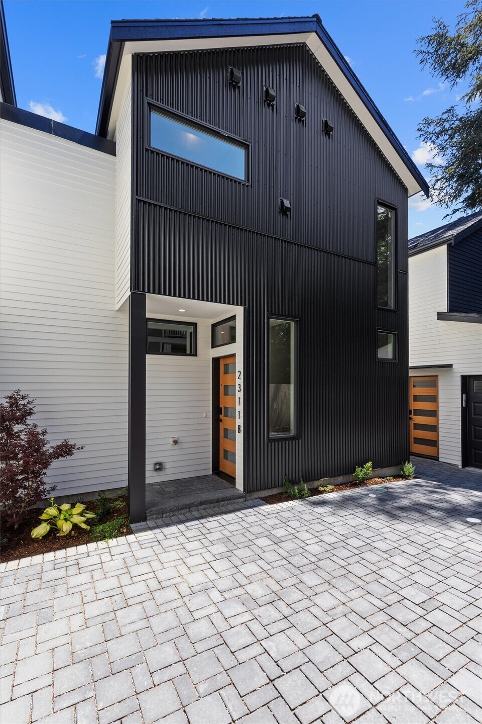 2311 North 135th Street, Unit B Seattle, WA 98133 - Photo 1 of 1
