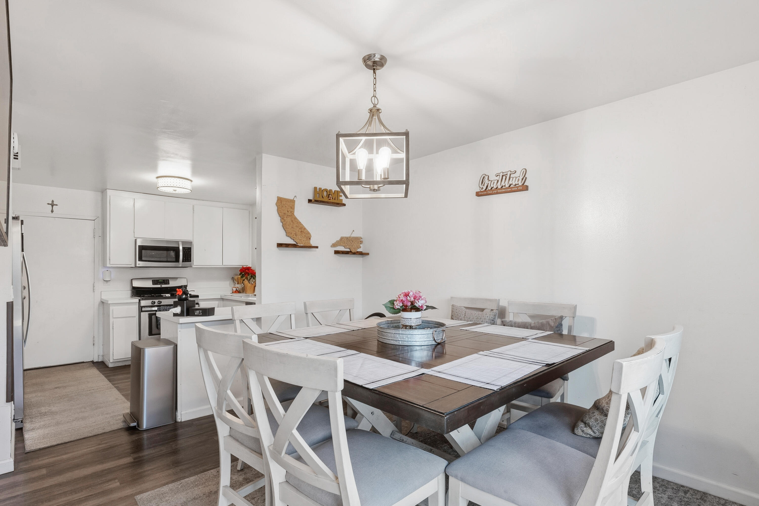 5088 Rhoads Avenue, Unit D Santa Barbara, CA 93111 - Photo 11 of 36 5088 Rhoades SB-30