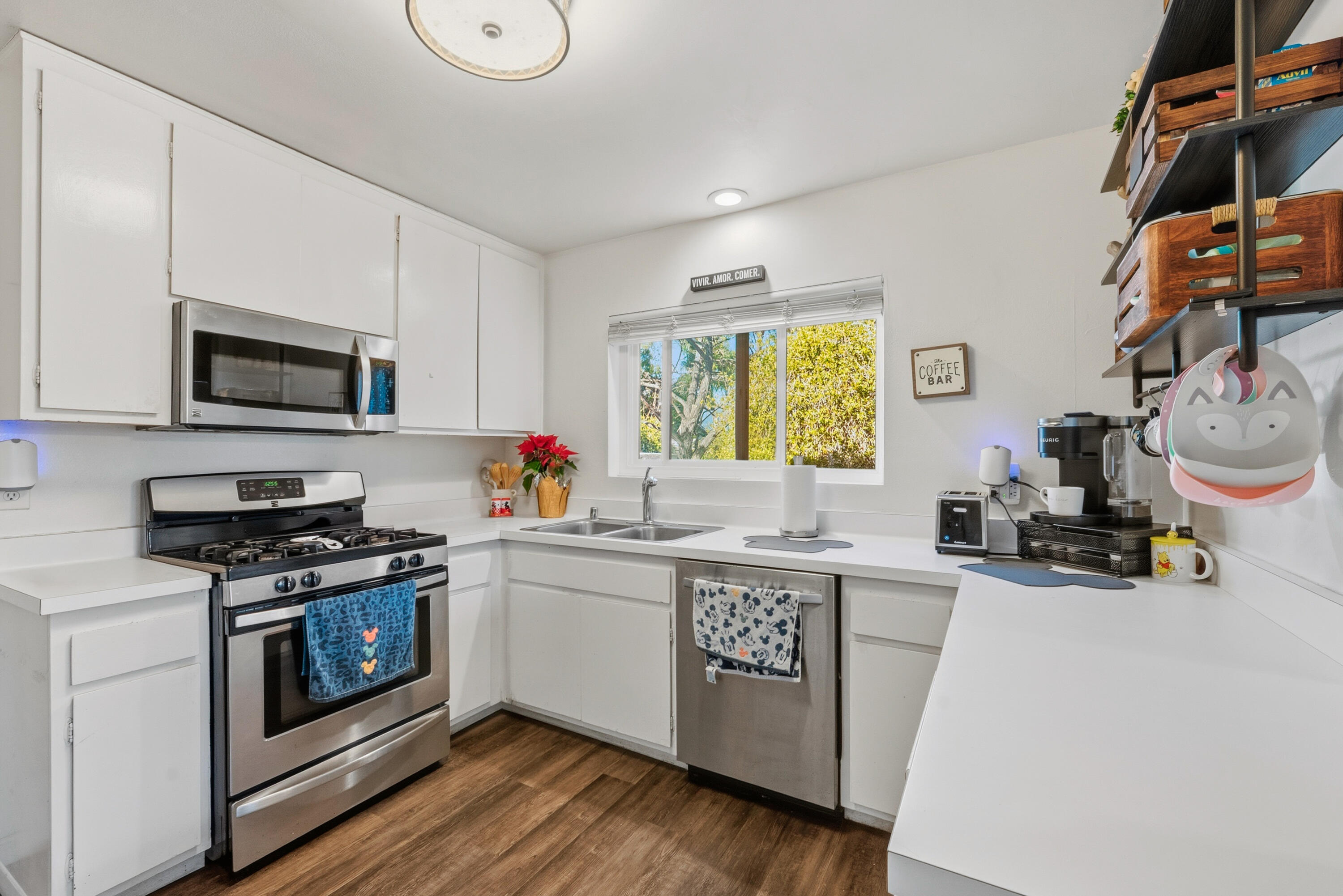 5088 Rhoads Avenue, Unit D Santa Barbara, CA 93111 - Photo 15 of 36 5088 Rhoades SB-34