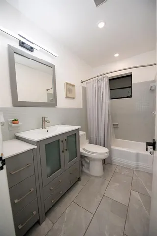 $4,500 | 5320 Taylor Street, Hollywood, FL 33021