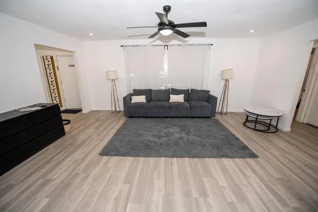 $4,500 | 5320 Taylor Street, Hollywood, FL 33021