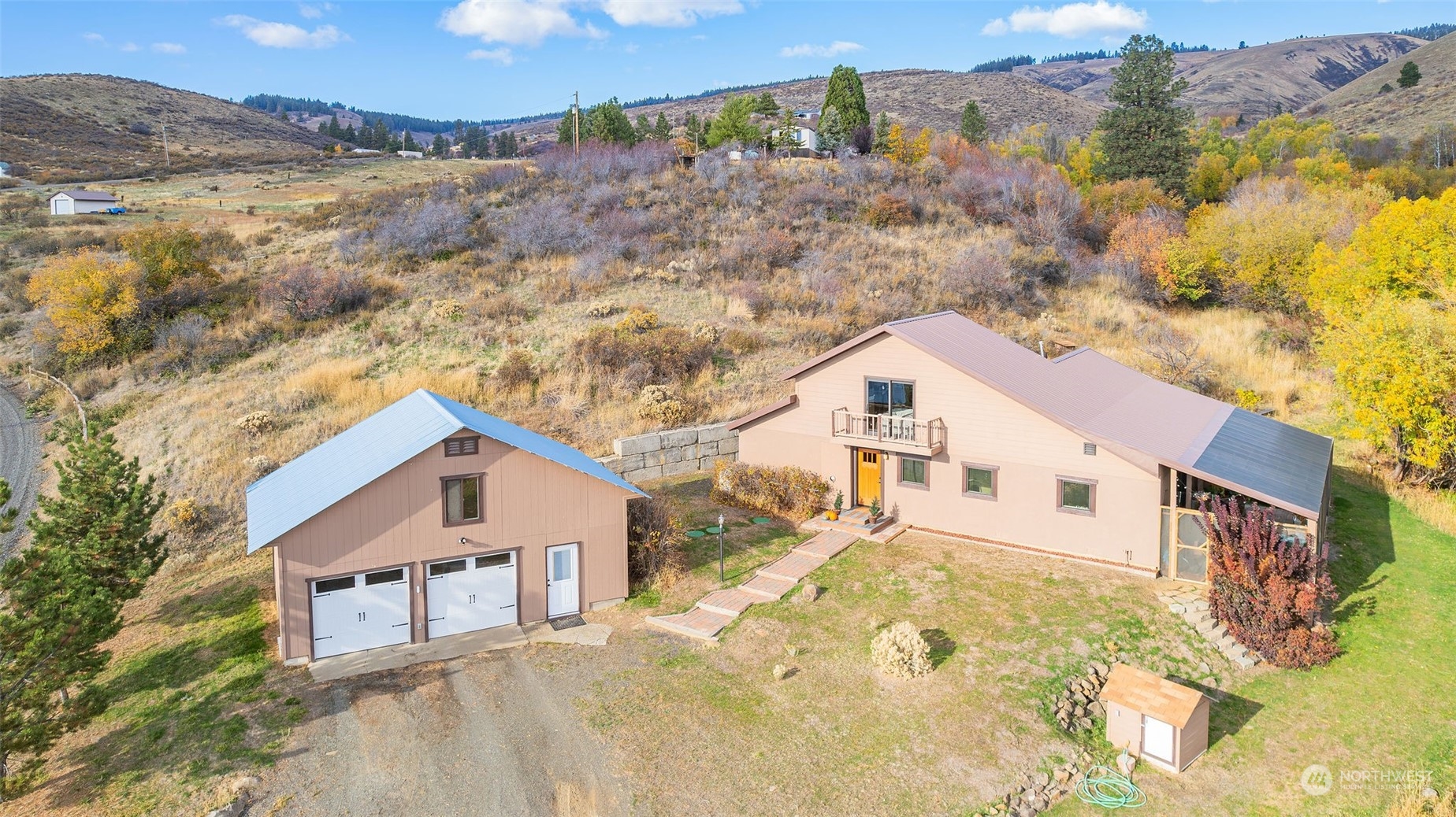 8421 Robbins Road Ellensburg, WA 98926 - Photo 5 of 40 Gallery Image 5