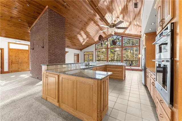 $1,150,000 | 287 Spring Branch Circle, Toccoa, GA 30577