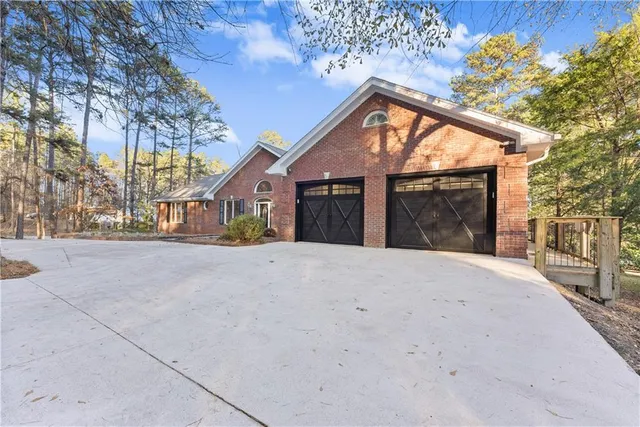 $1,150,000 | 287 Spring Branch Circle, Toccoa, GA 30577