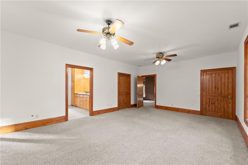 287 Spring Branch Circle Toccoa, GA 30577 - Photo 39 of 75 a view of empty room with a ceiling fan