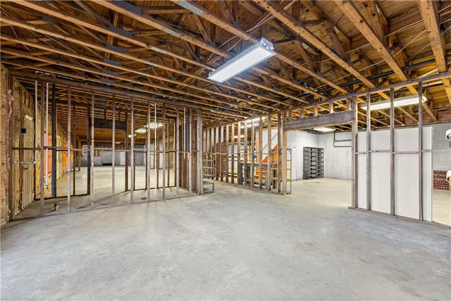 $1,150,000 | 287 Spring Branch Circle, Toccoa, GA 30577