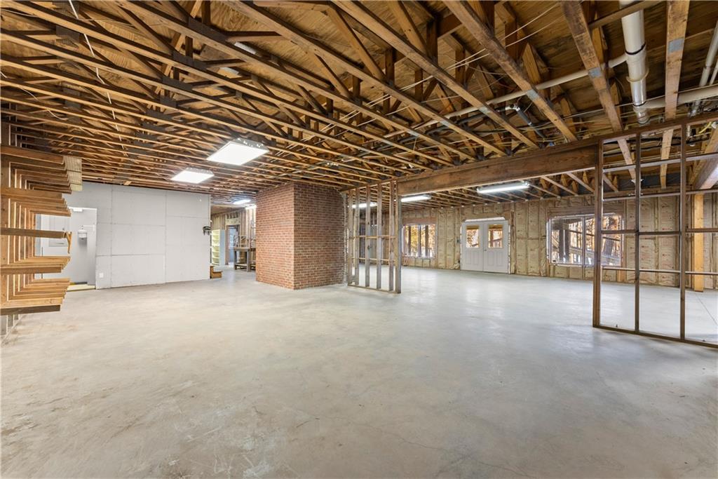 287 Spring Branch Circle Toccoa, GA 30577 - Photo 44 of 75 a view of an empty room with a window