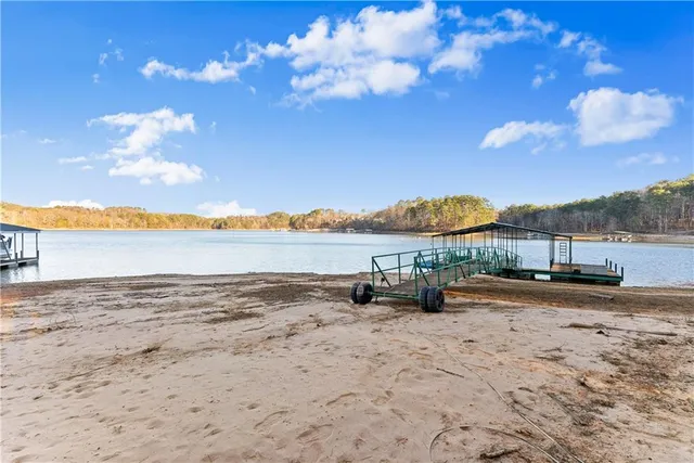 $1,150,000 | 287 Spring Branch Circle, Toccoa, GA 30577