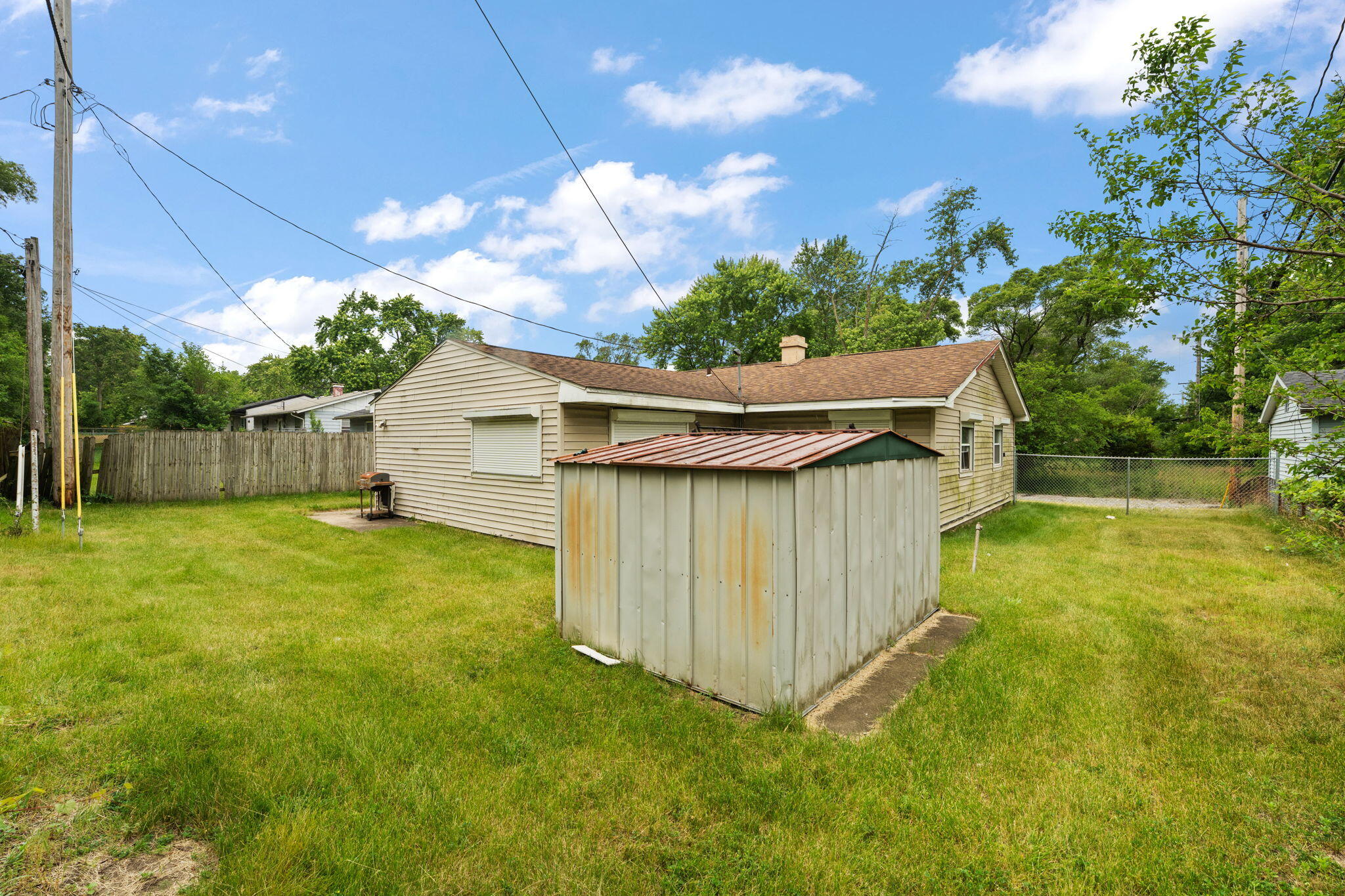 1021 Hamilton Place Gary, IN 46403 - Photo 22 of 22 2048x1365