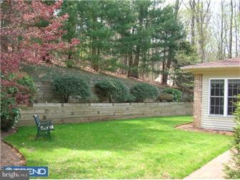 651 Timber Drive Wayne, PA 19087 - Photo 7 of 12 Exterior Back