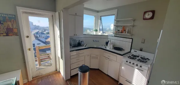 $2,575,000 | 905 Ashbury Street, San Francisco, CA 94117