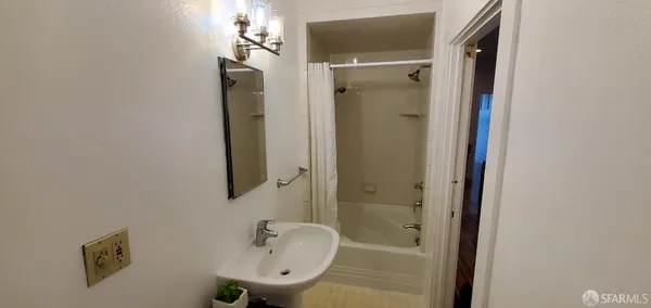$2,575,000 | 905 Ashbury Street, San Francisco, CA 94117