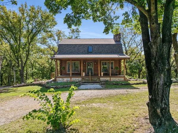$975,000 | 2341 Mueller Lane, Pilot Grove, MO 65276