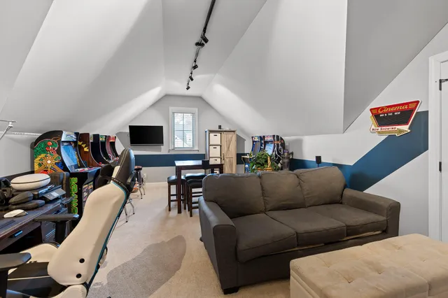 $589,900 | 6559 Satjanon Drive, Ooltewah, TN 37363