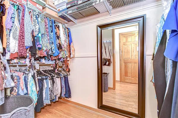 $575,000 | 709 Sportsman Park Drive, Seffner, FL 33584