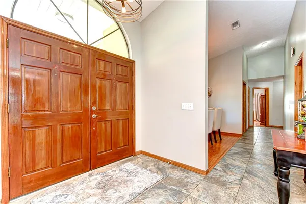 $575,000 | 709 Sportsman Park Drive, Seffner, FL 33584