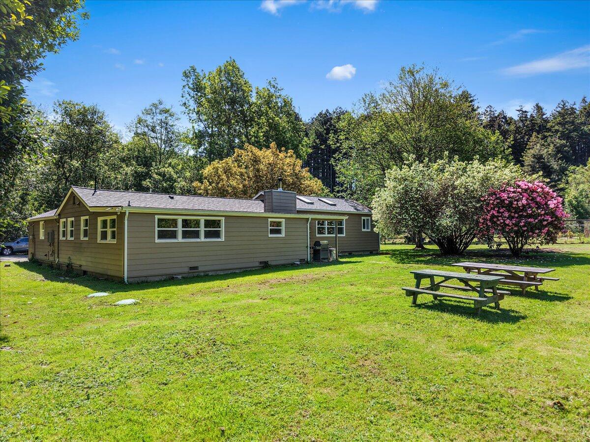 1960 Freshwater Road Eureka, CA 95503 - Photo 33 of 55