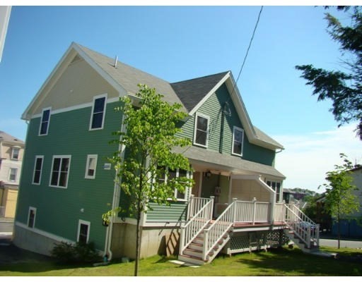 89 Harrison Street Worcester, MA 01604 - Photo 3 of 35 Gallery Image 3