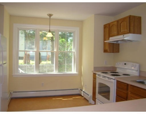 89 Harrison Street Worcester, MA 01604 - Photo 9 of 35 Gallery Image 9