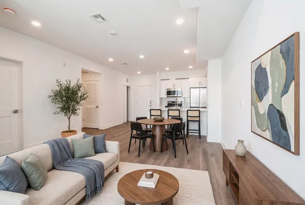$3,495 | 32 Jones Street, Unit 403, Jersey City, NJ 07306