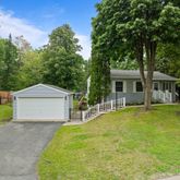 $2,200 | 438 Sylvan Drive, Fontana, WI 53125