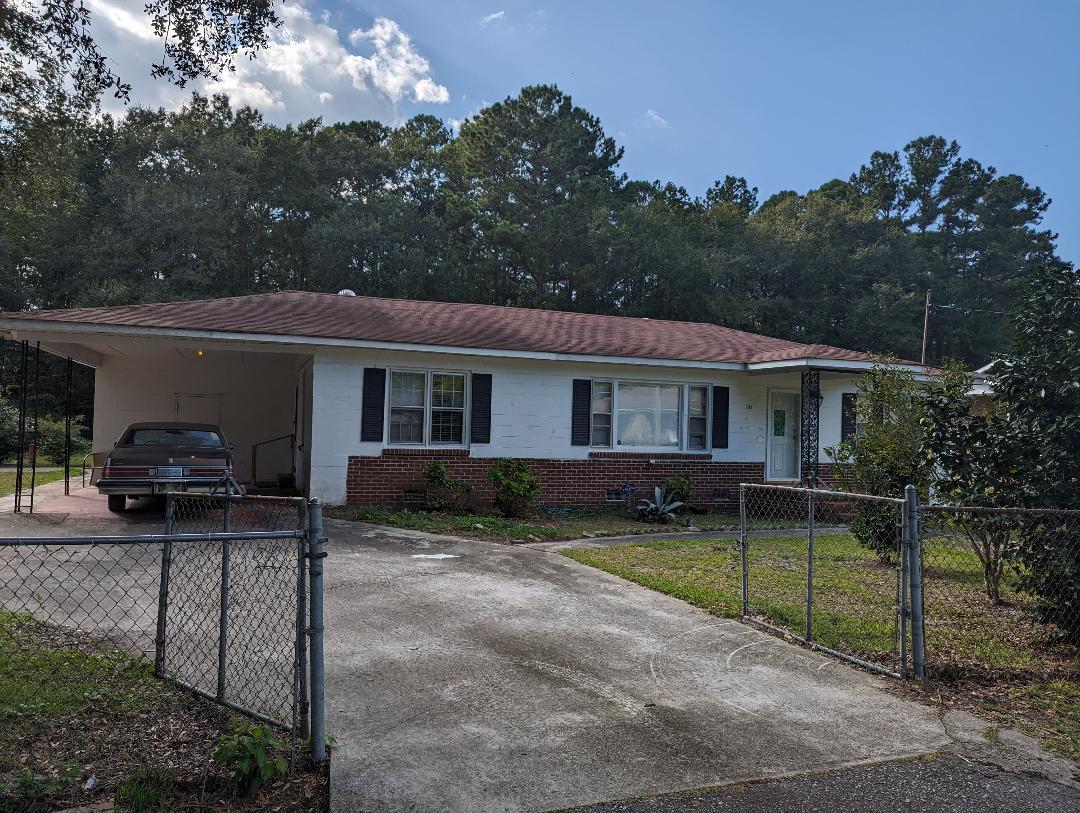 207 Triver Drive Moncks Corner, SC 29461 - Photo 2 of 18 3