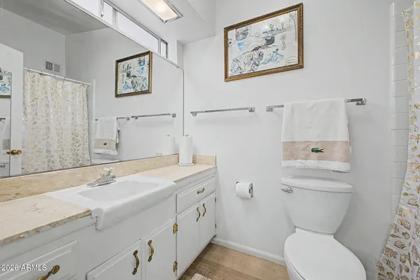 $173,900 | 10807 North Fairway Court West, Unit 212, Sun City, AZ 85351