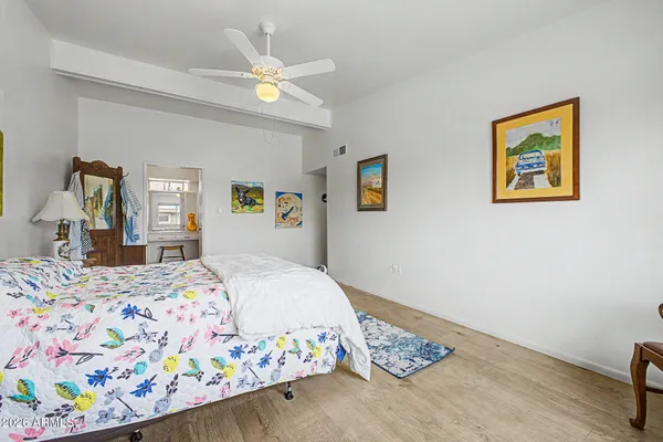 $173,900 | 10807 North Fairway Court West, Unit 212, Sun City, AZ 85351