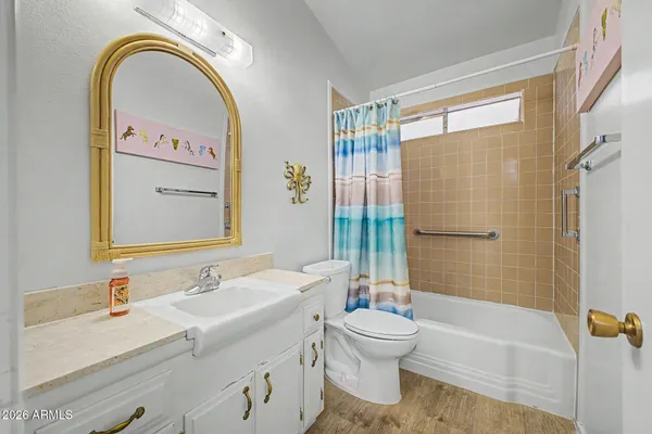 $173,900 | 10807 North Fairway Court West, Unit 212, Sun City, AZ 85351