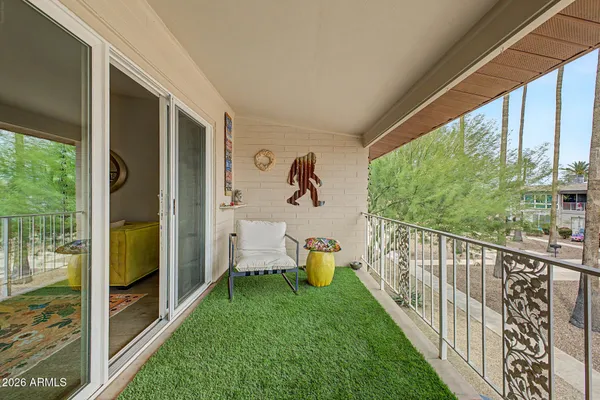 $173,900 | 10807 North Fairway Court West, Unit 212, Sun City, AZ 85351