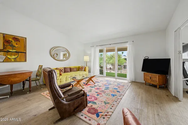 $173,900 | 10807 North Fairway Court West, Unit 212, Sun City, AZ 85351