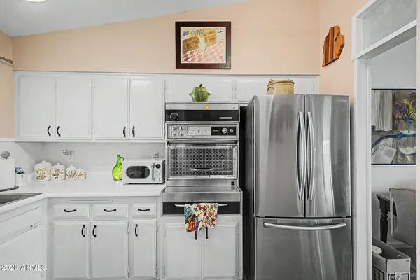 $173,900 | 10807 North Fairway Court West, Unit 212, Sun City, AZ 85351