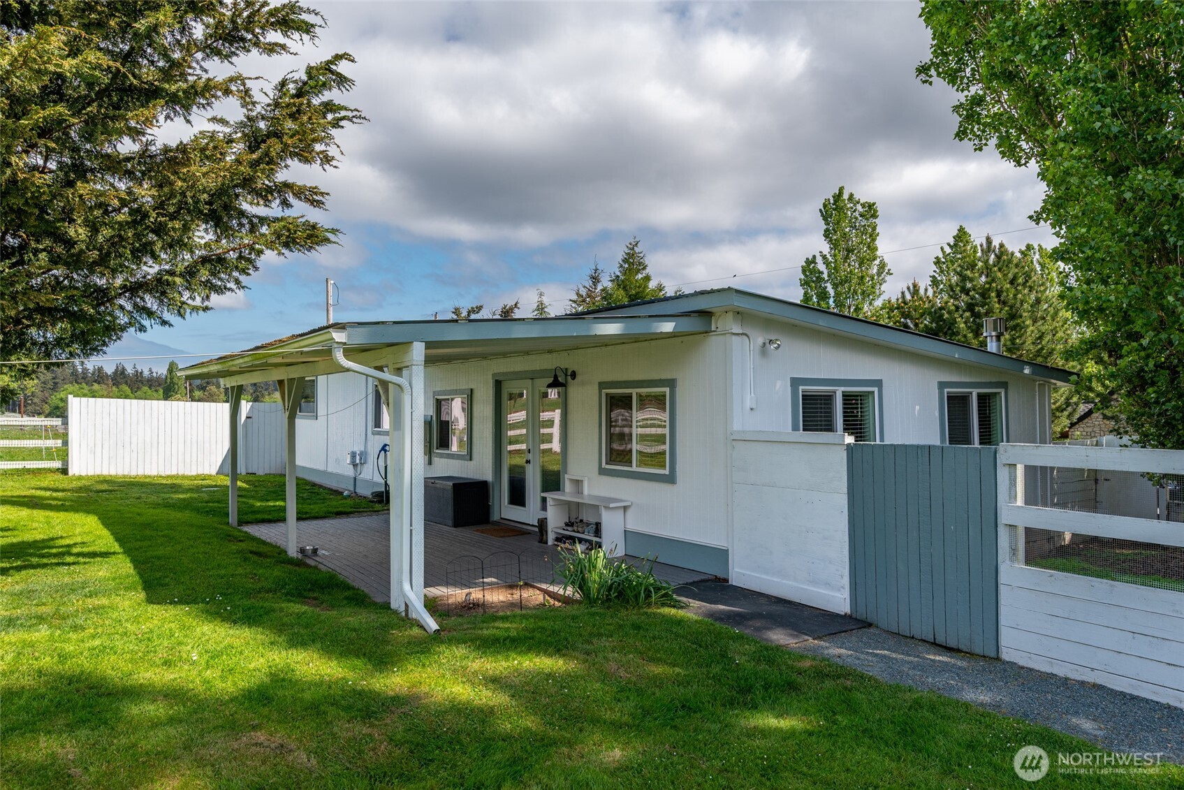 5392 Shore Meadow Road Freeland, WA 98249 - Photo 22 of 40